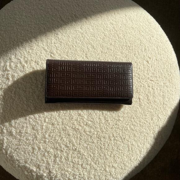 Givenchy Handbags - Vintage Brown Givenchy Wallet